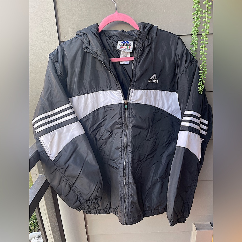 Vintage Adidas Black and White Puffer Jacket